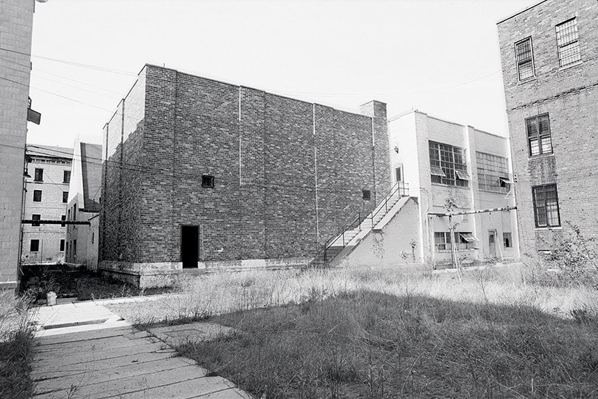 view of back of electrical shop with Isolation Block